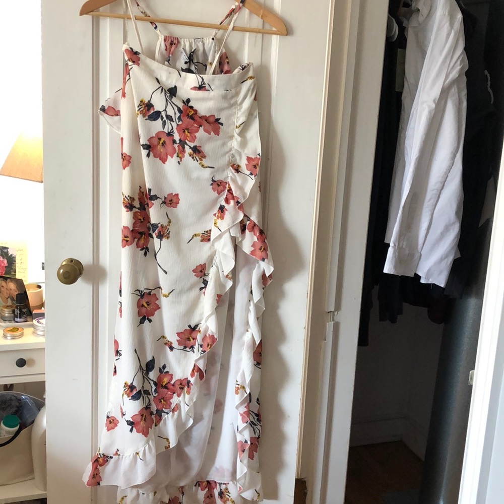 Glamorous brand floral set